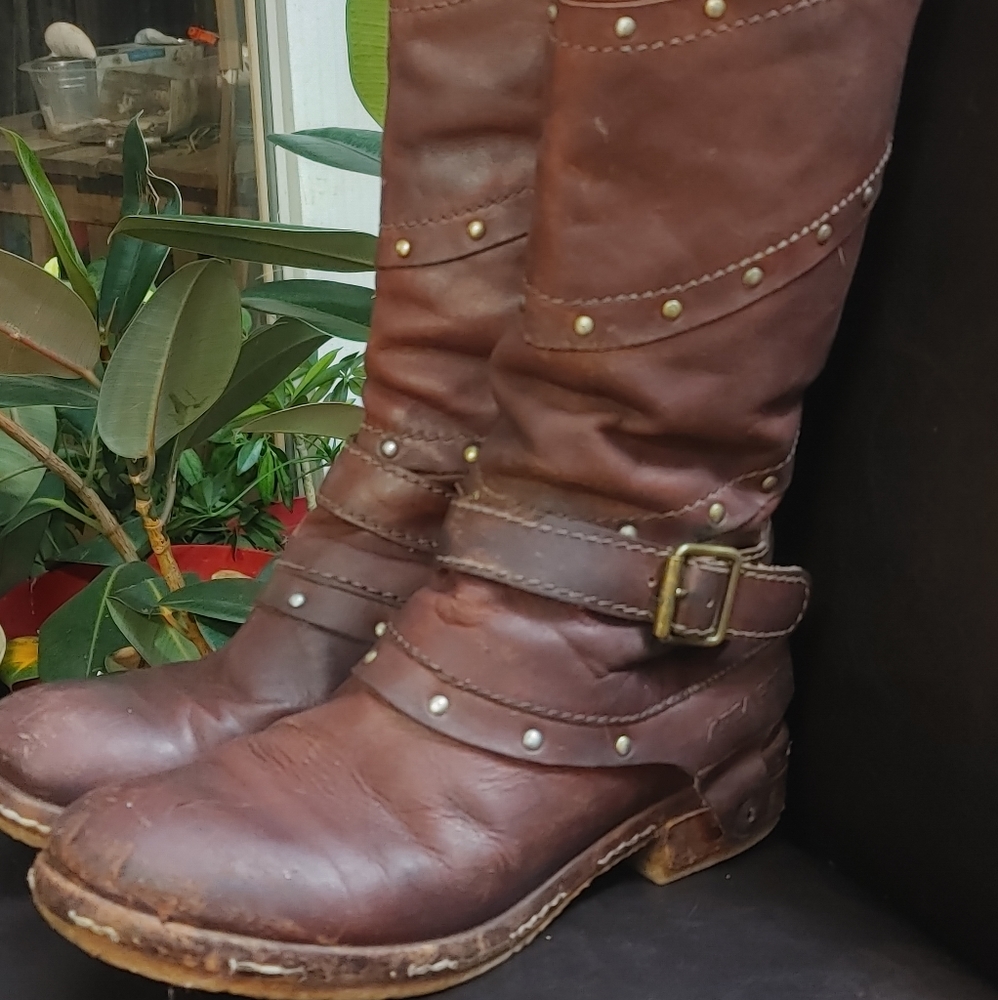 Area Forte 1872 003071 Brown Distressed sz. 7.5 38